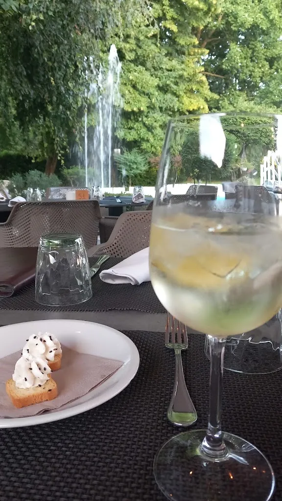 loredana perrone_Lili Marleen_Santa Maria la Longa_review