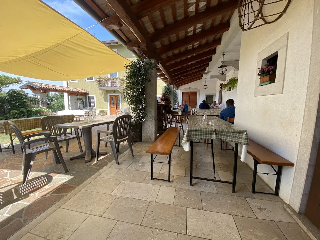 Osmica Milic Stanislao_Sgonico_slider_image_1