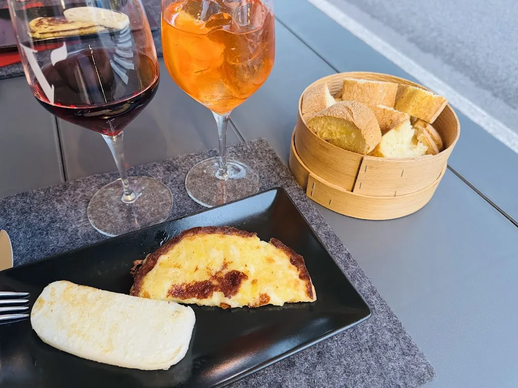 Colby Rose_SANNAS STUBE dolomiti mood_Sappada_review