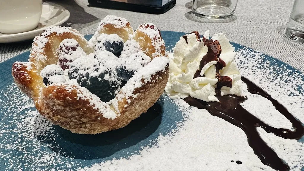 Viv Hooshi_Edelweiss Stube_Sappada_recensione