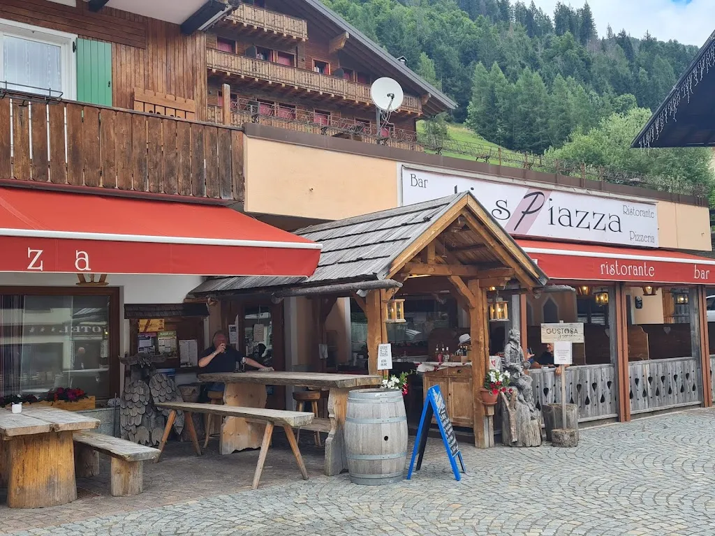 Edelweiss Stube restaurant in Sappada