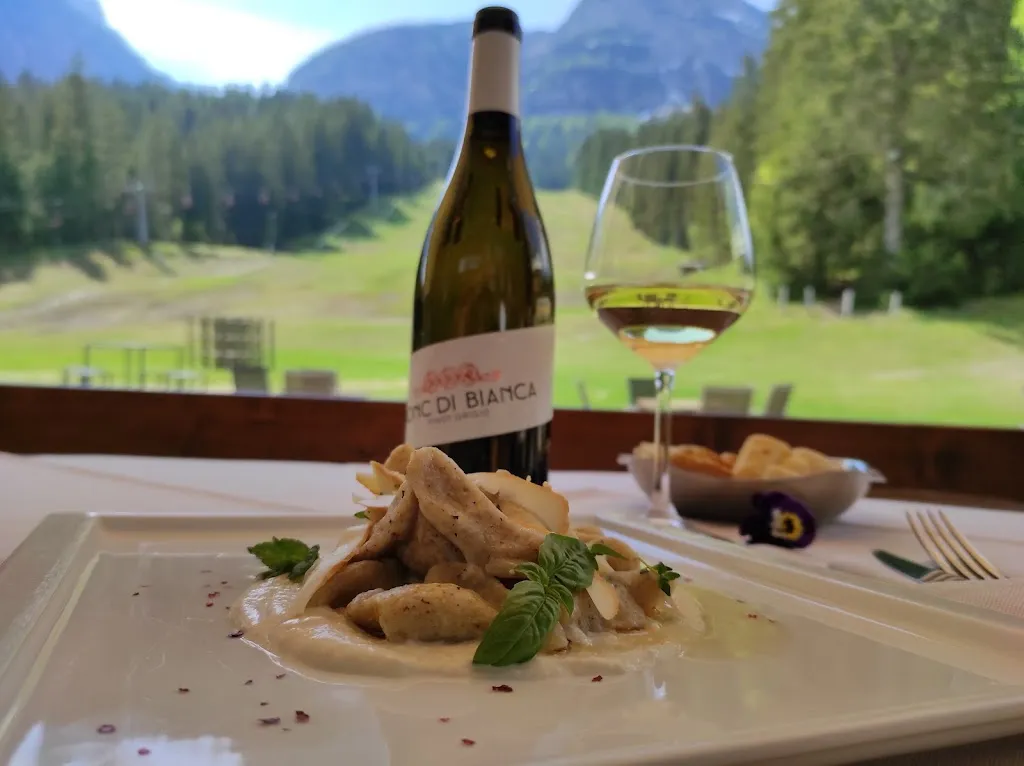 Bar Ristorante Baita Pista Nera Sappada_Sappada_slider_image_3