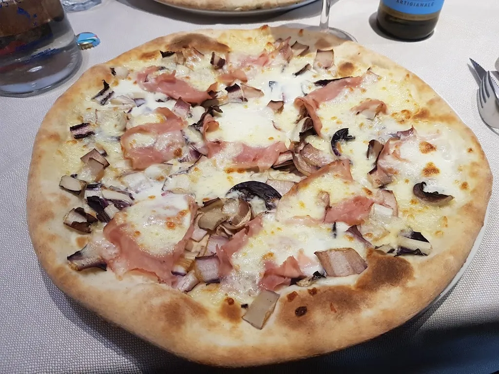 Roger Seganti_Pizzeria Ristorante Bar Ti Spiazza_Sappada_review