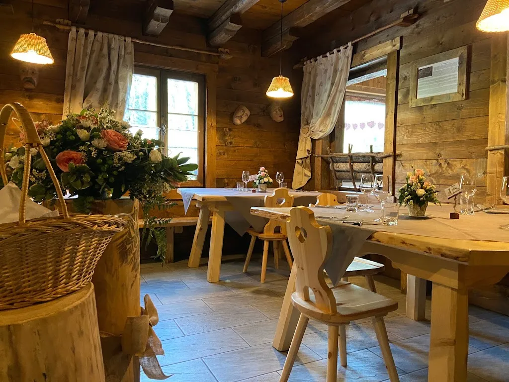 Alp Stube restaurant in Sappada
