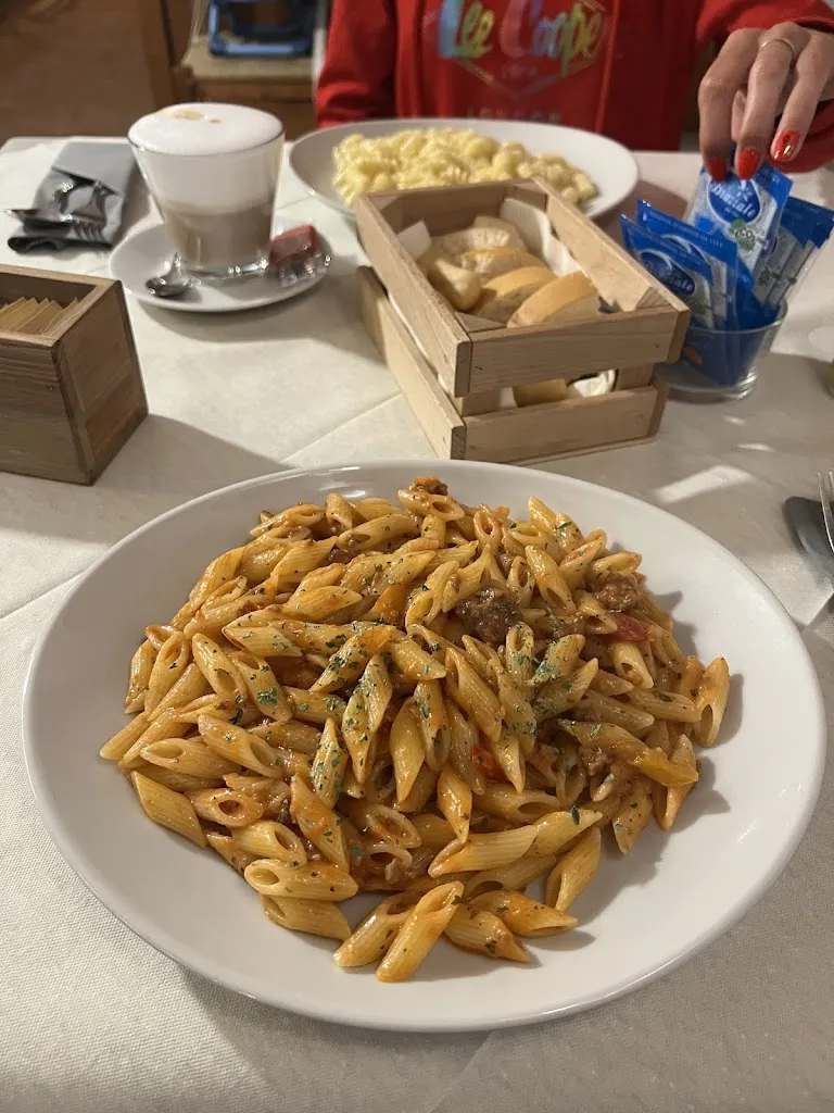 Felix Tudor_Bar Spaghetteria “Da Nardi” - Oisguit sas di Kratter Marco & C._Sappada_review