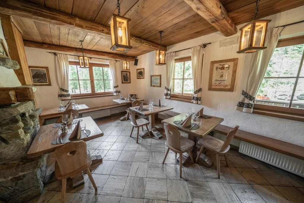 Baita Rododendro restaurant in Sappada
