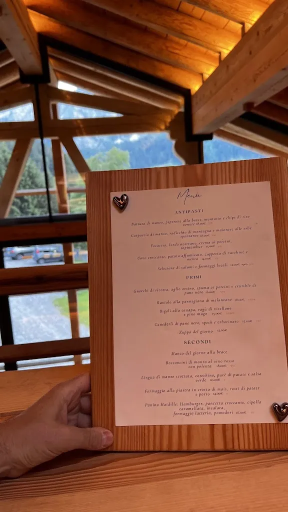 L. Windsor_Agriturismo HAIDILLE_Sappada_review