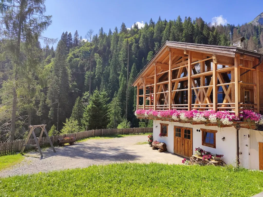 Agriturismo HAIDILLE restaurant in Sappada