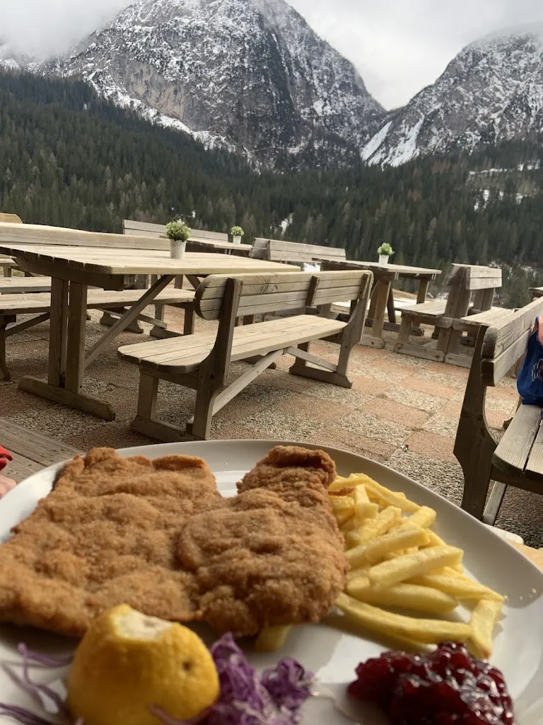 Claudio Parlanti_SKIBAR SAPPADA HAMBURGER GOURMET , RISTORANTE CON CUCINA DI MONTAGNA_Sappada_review