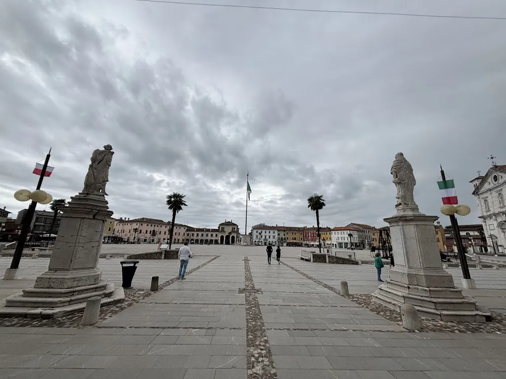 Gislaine Dagnon_Palmanova_Sottoselva_review