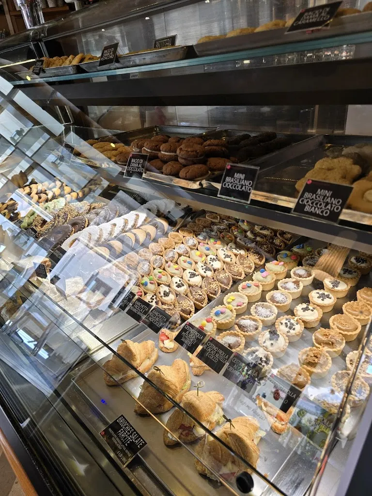 Ivan Varko_Boutique del Dolce ... non solo pasticceria..._Staranzano_review