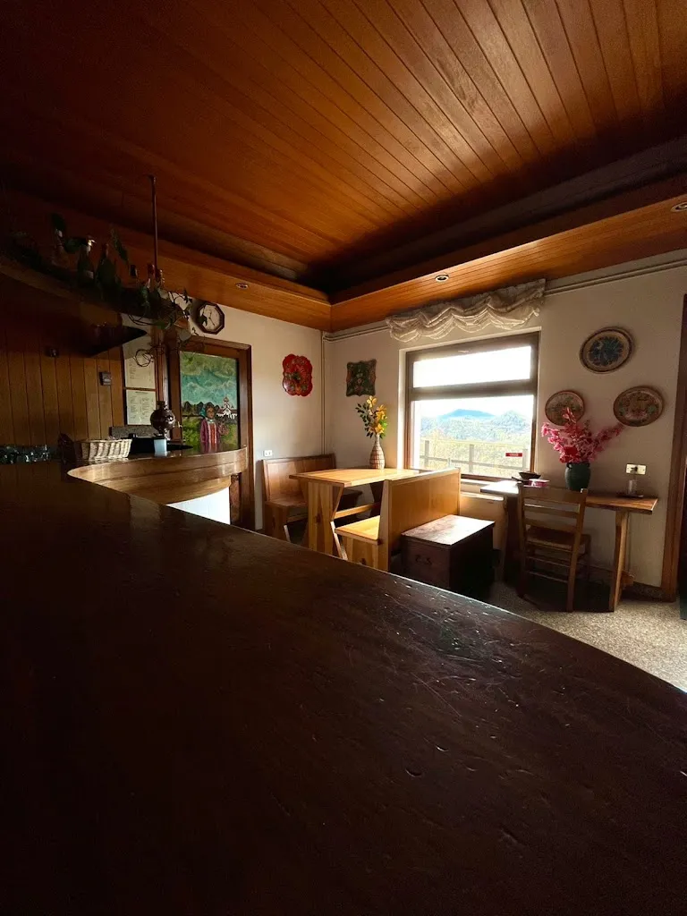 Bar Trattoria Montecarlo_Taipana_slider_image_1