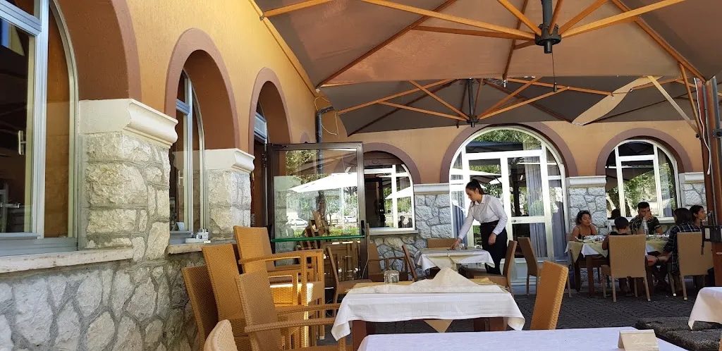 Ristorante Hotel del Lago restaurant in Scanno