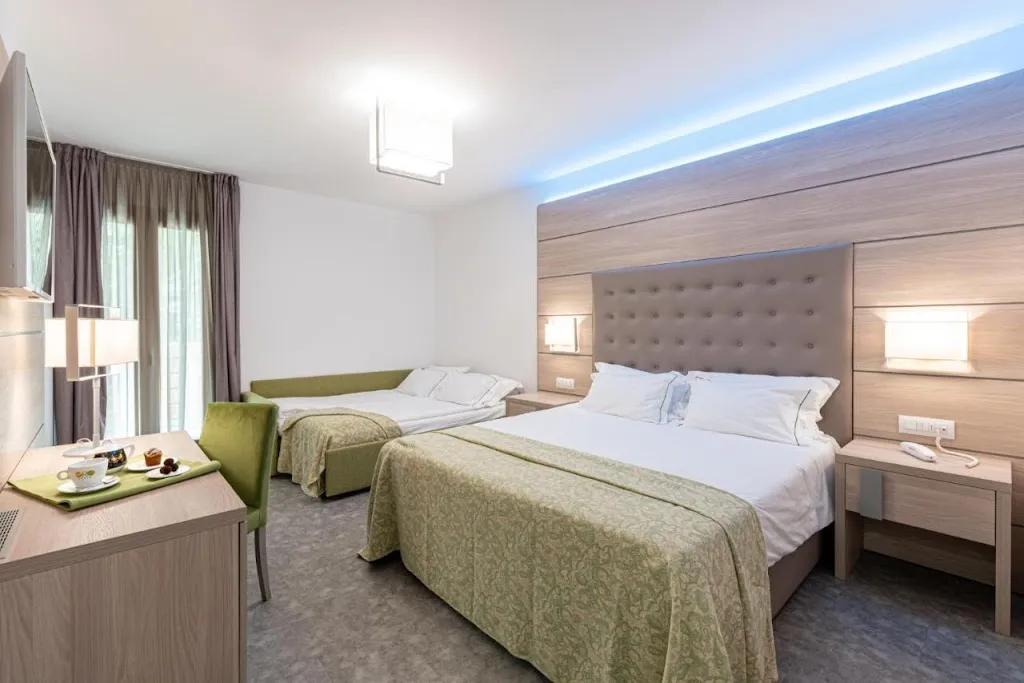 Gabriela Turculet_Hotel Ristorante Trilago_Trasaghis_review