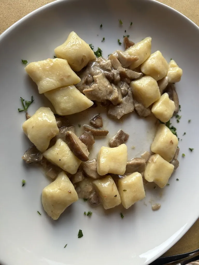 Francesco Zavaglio_Osteria 