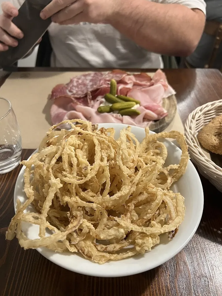 Rahul Ravi_Gasthaus 'Heinz' Di Masutti Maria Gloria & C. S.A.S._Tricesimo_review