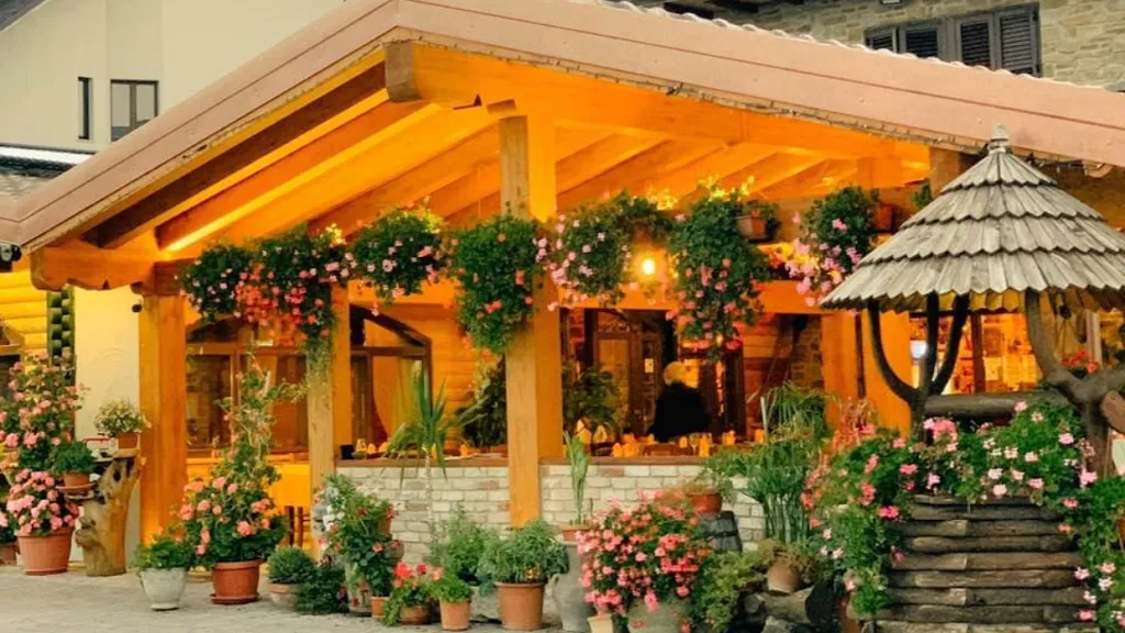 Bottega Ristorante Pizzeria B&B Massari restaurant in Scoppito