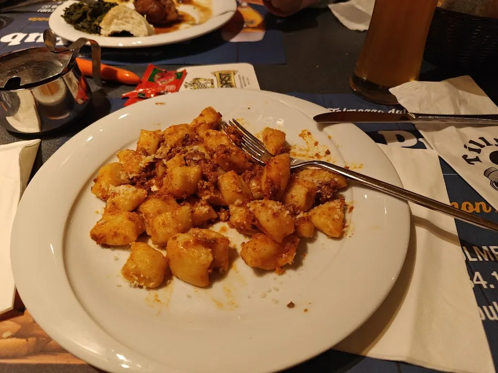 Ruben Perez_Tilly's Pub_Tolmezzo_review