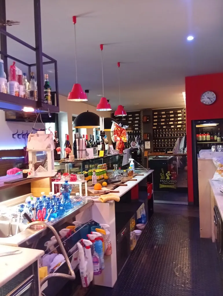 Panevino & San Daniele restaurant in Tolmezzo