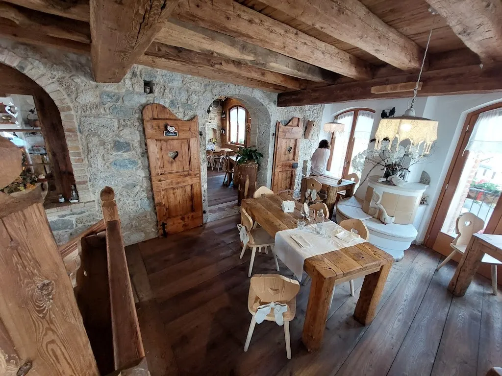 Albergo Ristorante Bar Miramonti restaurant in Tolmezzo