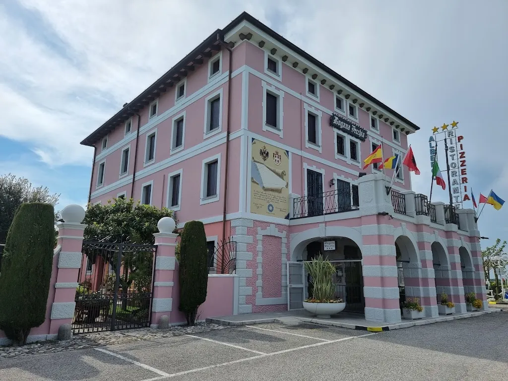 Dogana Vecchia - Hotel & Residence B&B Ristorante & Pizzeria_Trivignano Udinese_slider_image_1