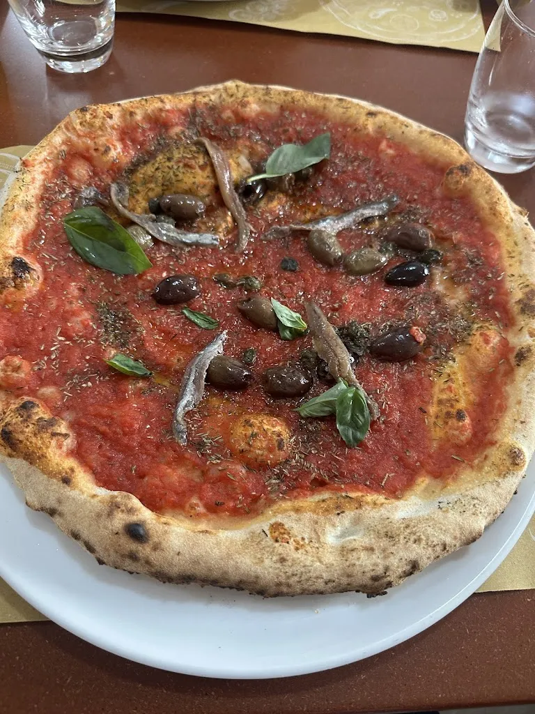 Richard Alonso_Pizzeria La Reggia_Vajont_recensione