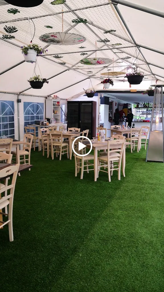 VajonT e Back Garden restaurant in Vajont