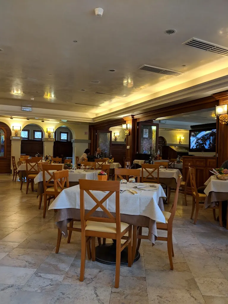 Bendert Katier_Albergo Ristorante Pizzeria Da Michele_Venzone_recensione