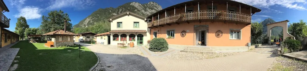 Horia Sirlincan_Agriturismo Casali Scjs_Venzone_review