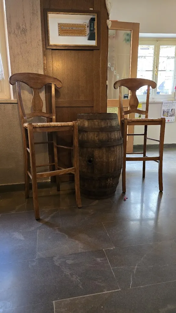 Caio Richieri_El Pequeño_Venzone_review