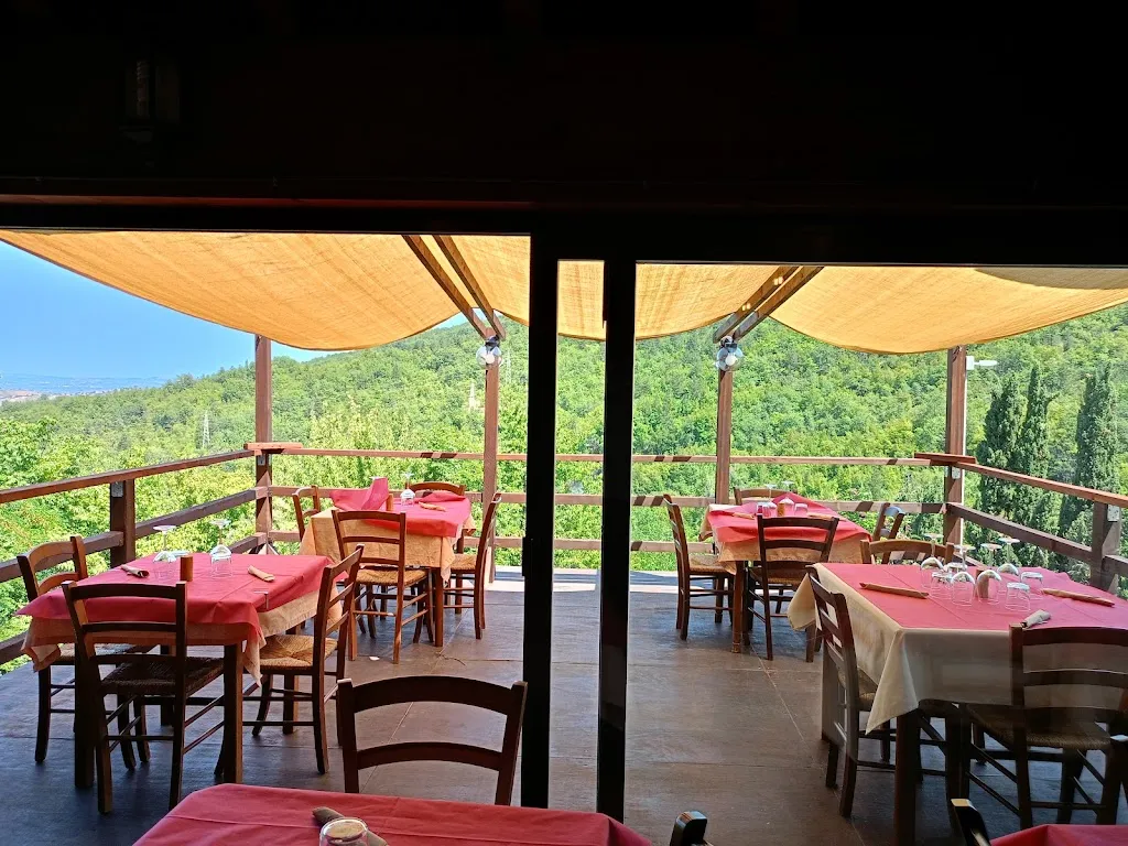 Ristorante- Pizzeria Carletti Nonna-Ida_Serramonacesca_slider_image_2