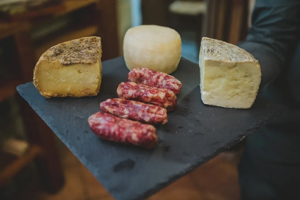 Ristorante- Pizzeria Carletti Nonna-Ida_Serramonacesca_slider_image_3