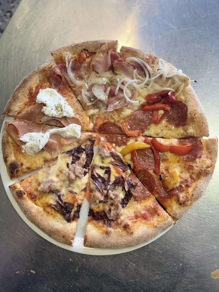 Menu_Pizza villa_Villa Vicentina_image_4