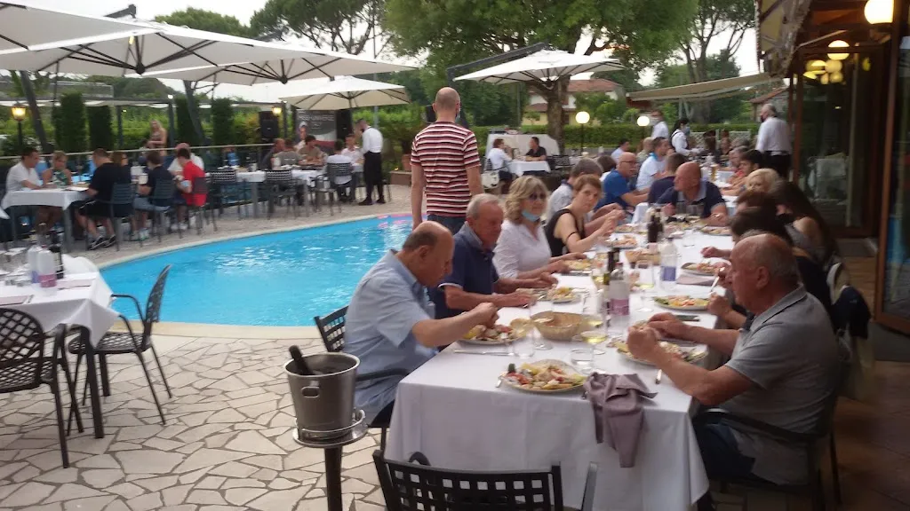 La Rotonda S.r.l. restaurant in Villotta