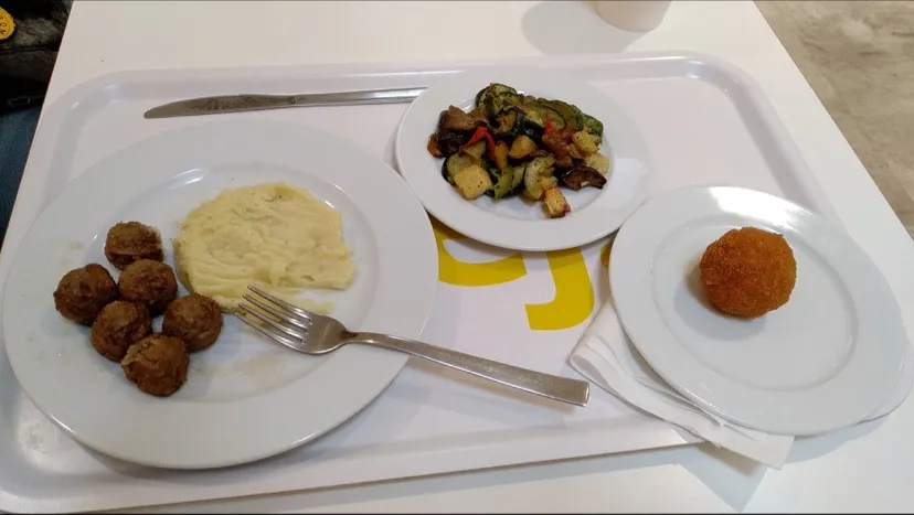 Tomaso Matija Winkler_Ikea _Villesse_review