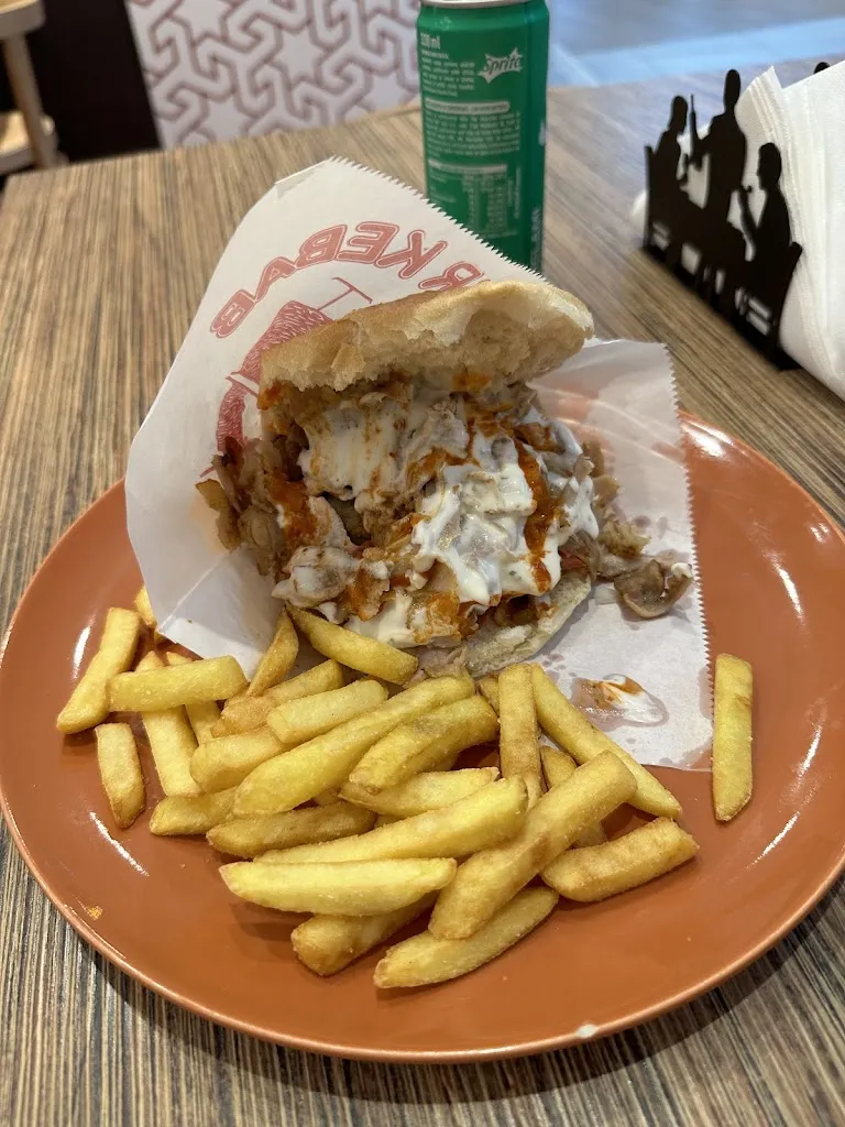 Byron Khan_Non Solo Kebab_Villesse_review