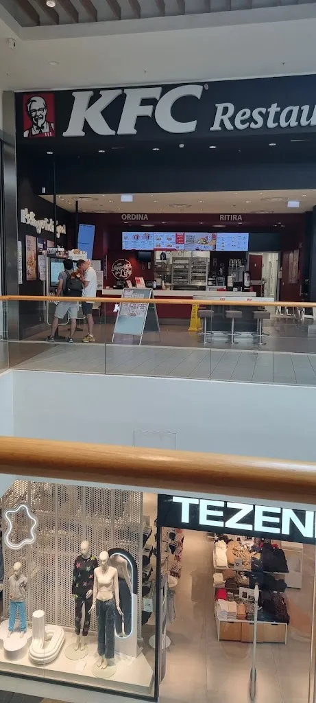 Z. CON GLANTZ_KFC_Villesse_review