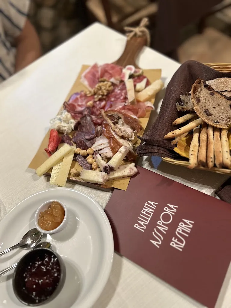 Giorgia Mosetti_Saporita_Acuto_recensione