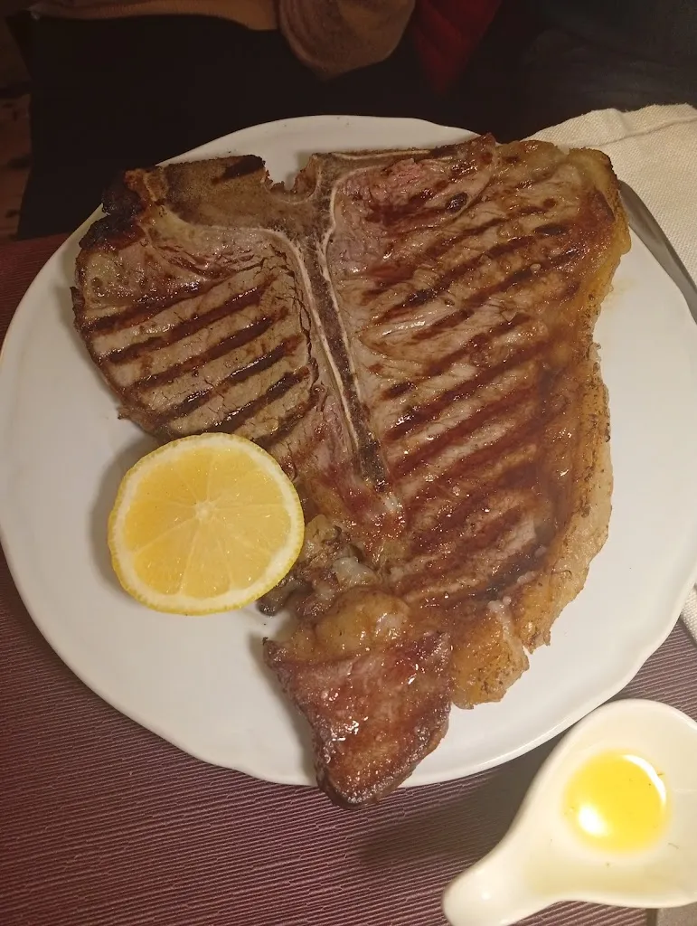 Francesca Aury_Dario's Diner and pizzeria_Acuto_review