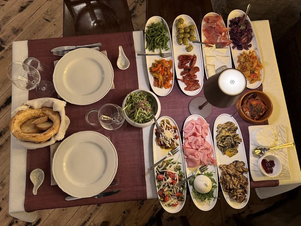 Dario's Diner and pizzeria_Acuto_slider_image_3