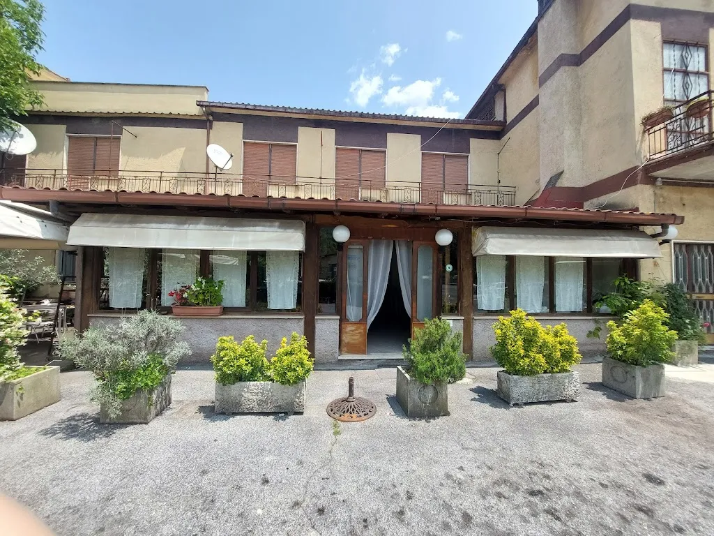 IONUT MIHAI CHIS_la colonnetta_Agosta_review