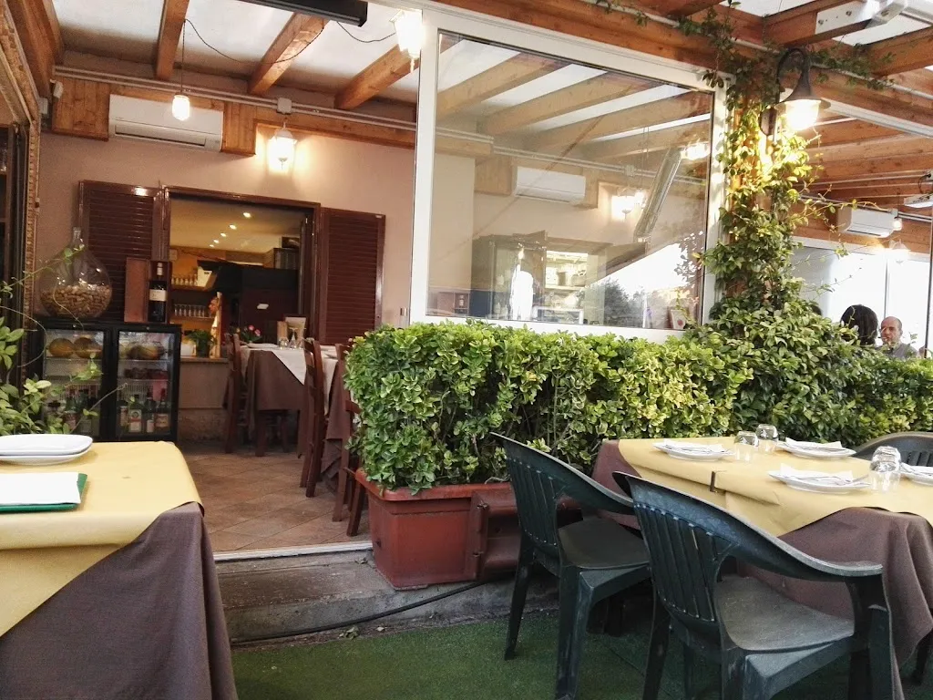 Pane e Tulipani_Acilia-Castel Fusano-Ostia Antica_slider_image_1