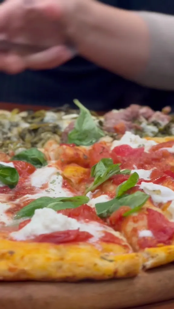 Pizza120 di Paganelli Alvaro_Acilia-Castel Fusano-Ostia Antica_slider_image_2