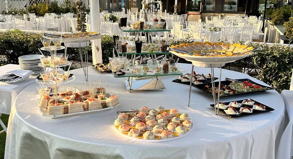 Zenit restaurant Ostia_Acilia-Castel Fusano-Ostia Antica_slider_image_3