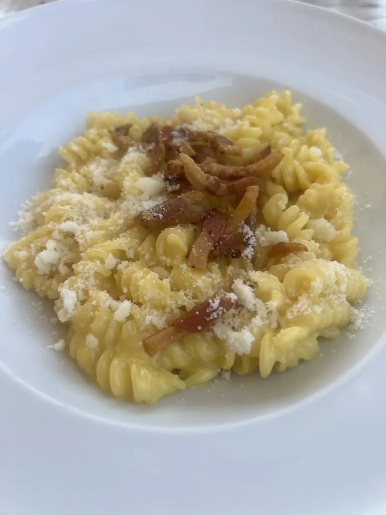 Lucas Morissette_L'Alimentari_Acilia-Castel Fusano-Ostia Antica_review