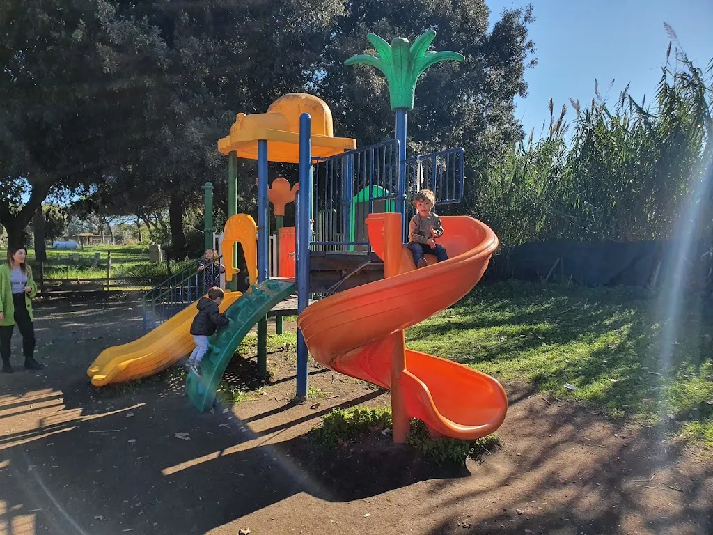 Casale Girasole_Acilia-Castel Fusano-Ostia Antica_slider_image_3