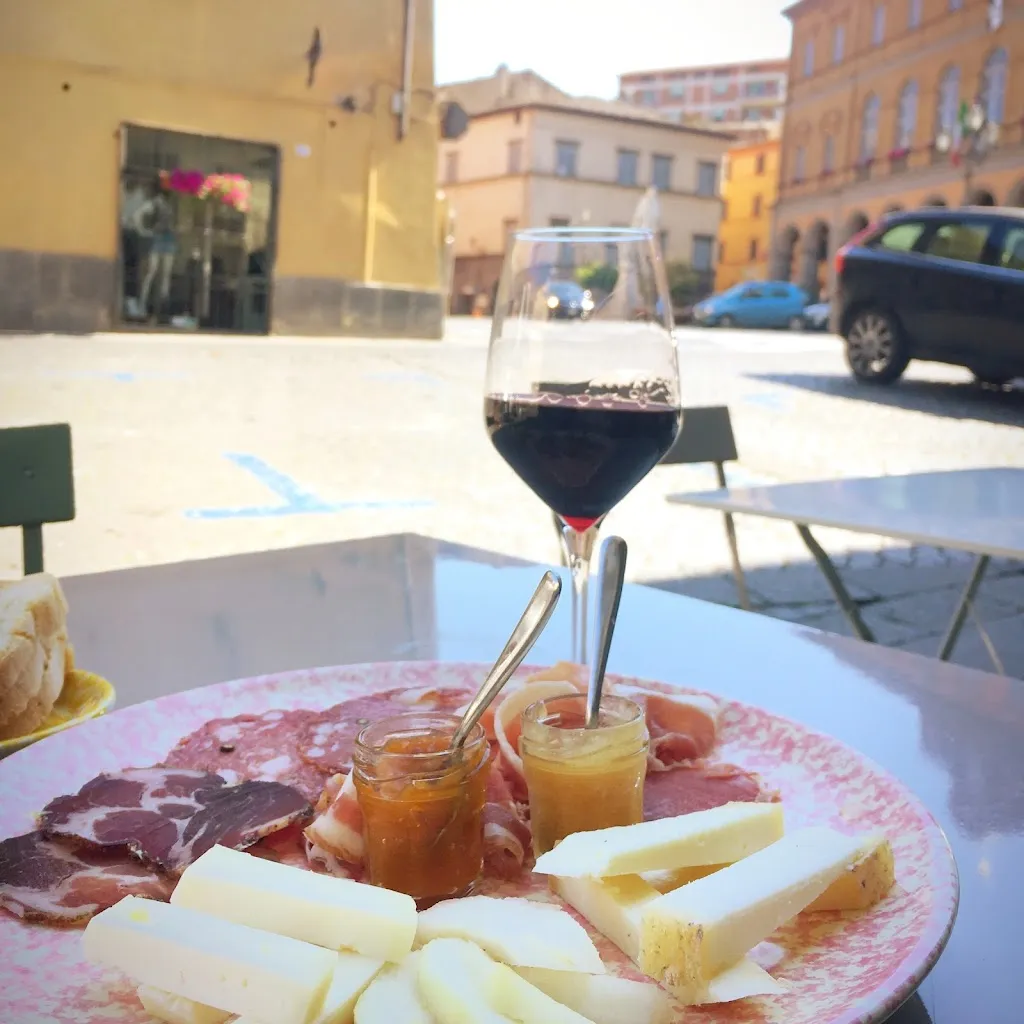 Antti Kuivamäki_Enoteca degli ostinati_Acquapendente_review