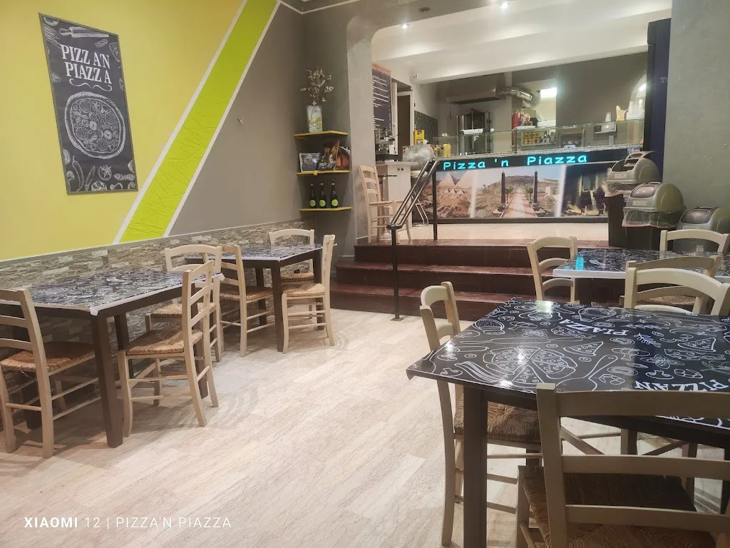 Pizza'n piazza restaurant in Acquapendente