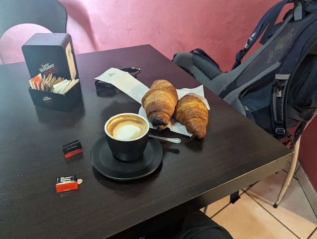 some guy_Bar Gelateria Ronca_Acquapendente_review