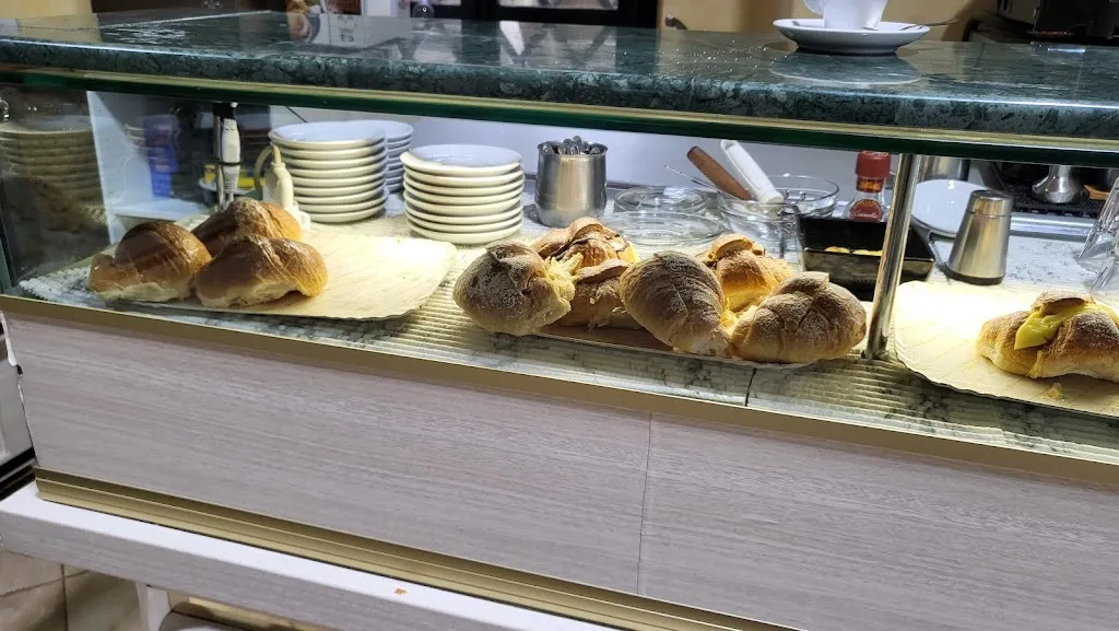 Antonio Addamiano_pizzeria galli_Acquapendente_review